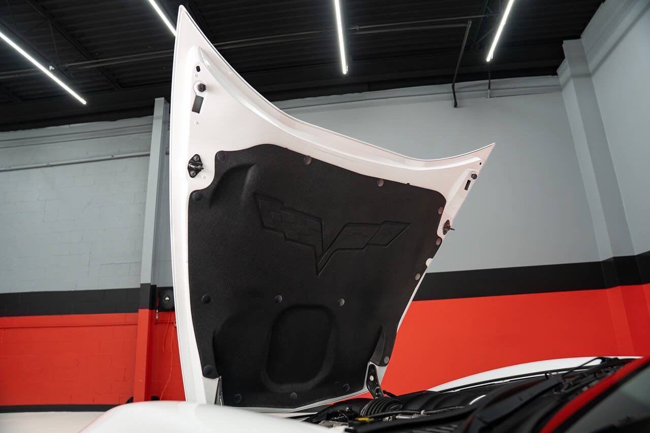 Used 2013 Chevrolet Corvette Grand Sport w/ 2LT Preferred Equipment Group RWD image 16
