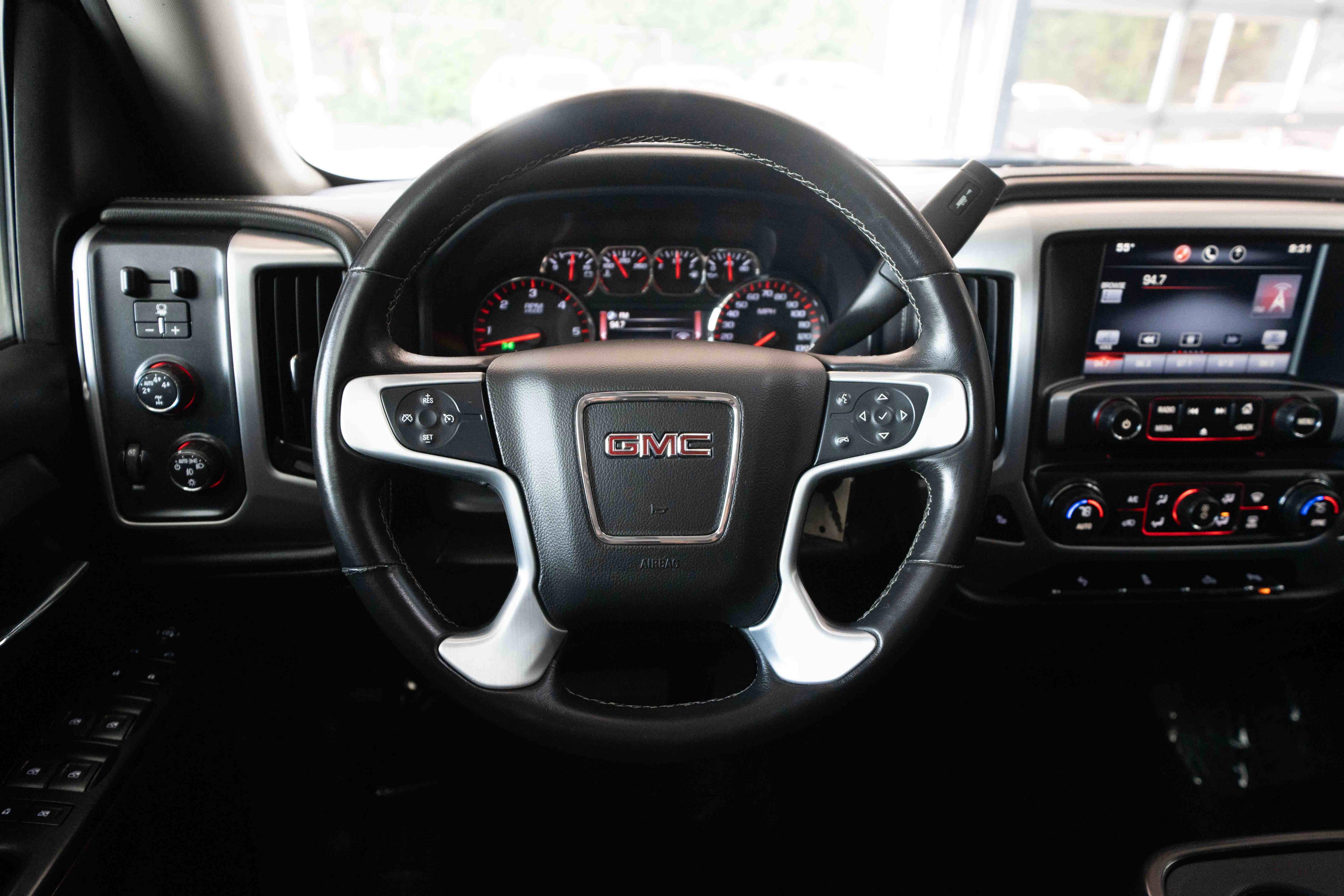 Used 2015 GMC Sierra 1500 SLE w/ SLE Value Package AWD/4WD image 21