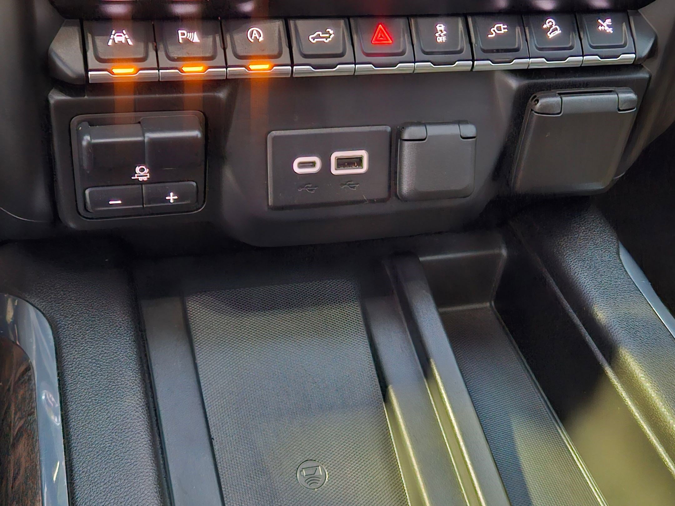 Used 2019 GMC Sierra 1500 Denali w/ Denali Ultimate Package image 29