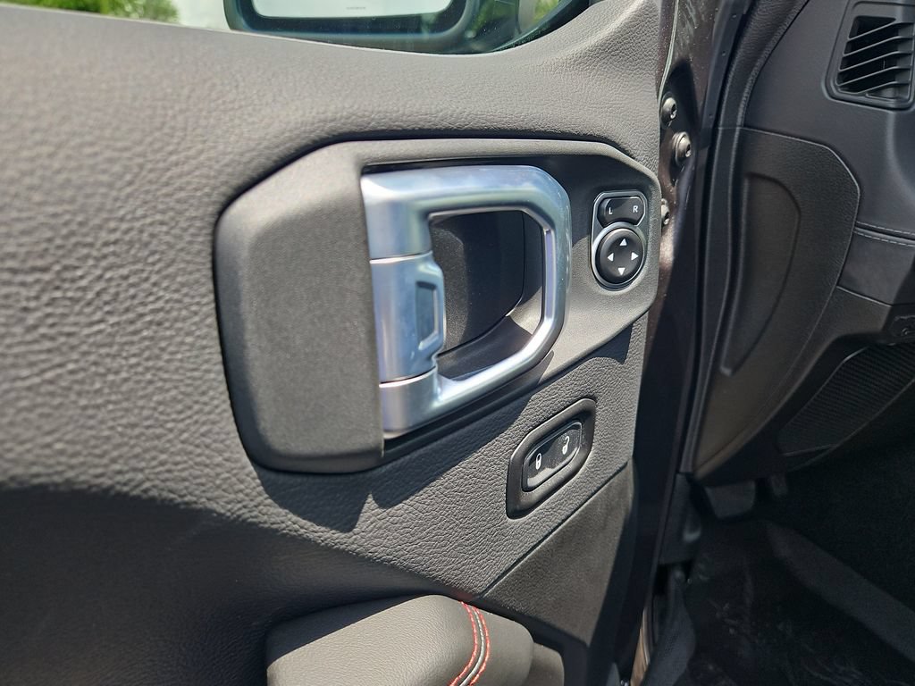 New 2026 Jeep Wrangler Unlimited Rubicon AWD/4WD image 17