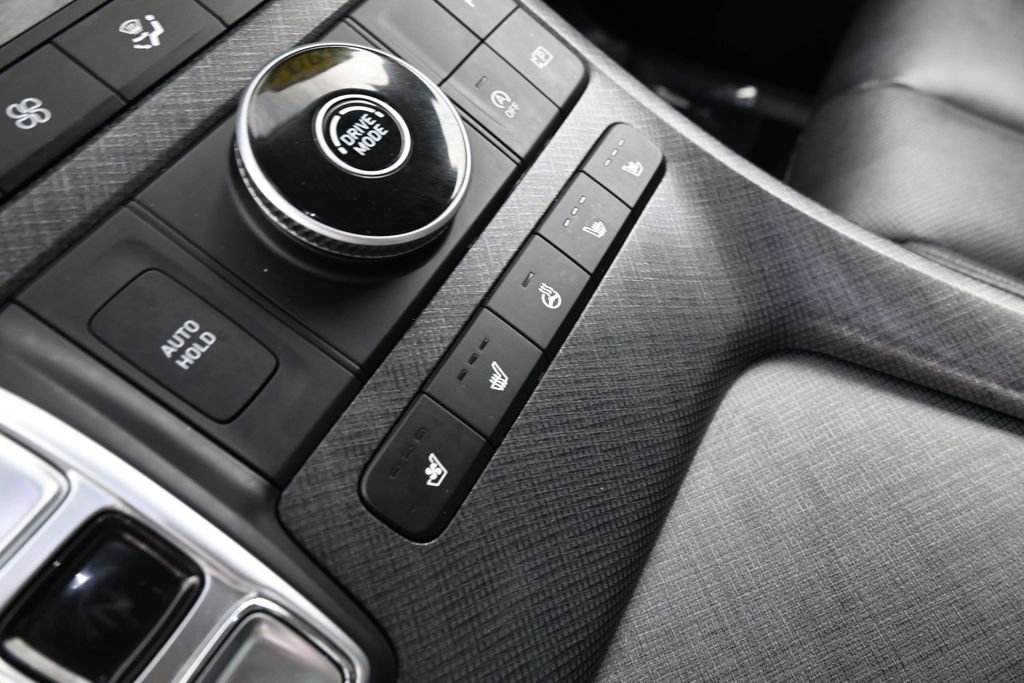 Used 2024 Hyundai Palisade Limited FWD image 31