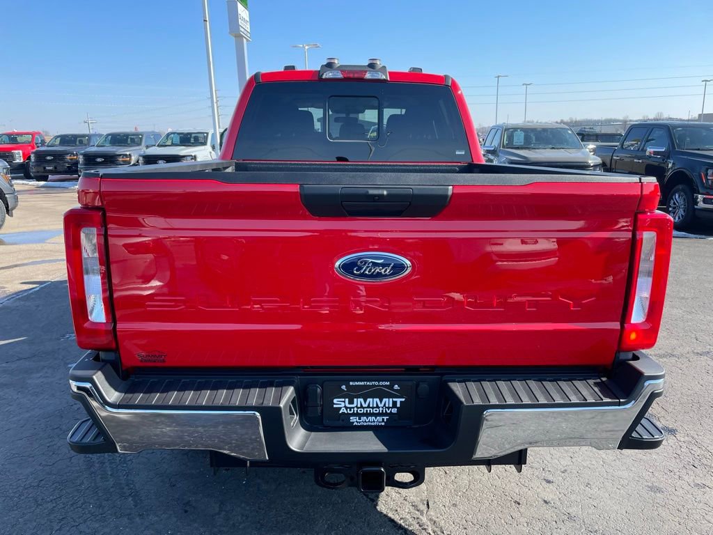 New 2026 Ford F250 XLT w/ FX4 Off-Road Package image 30