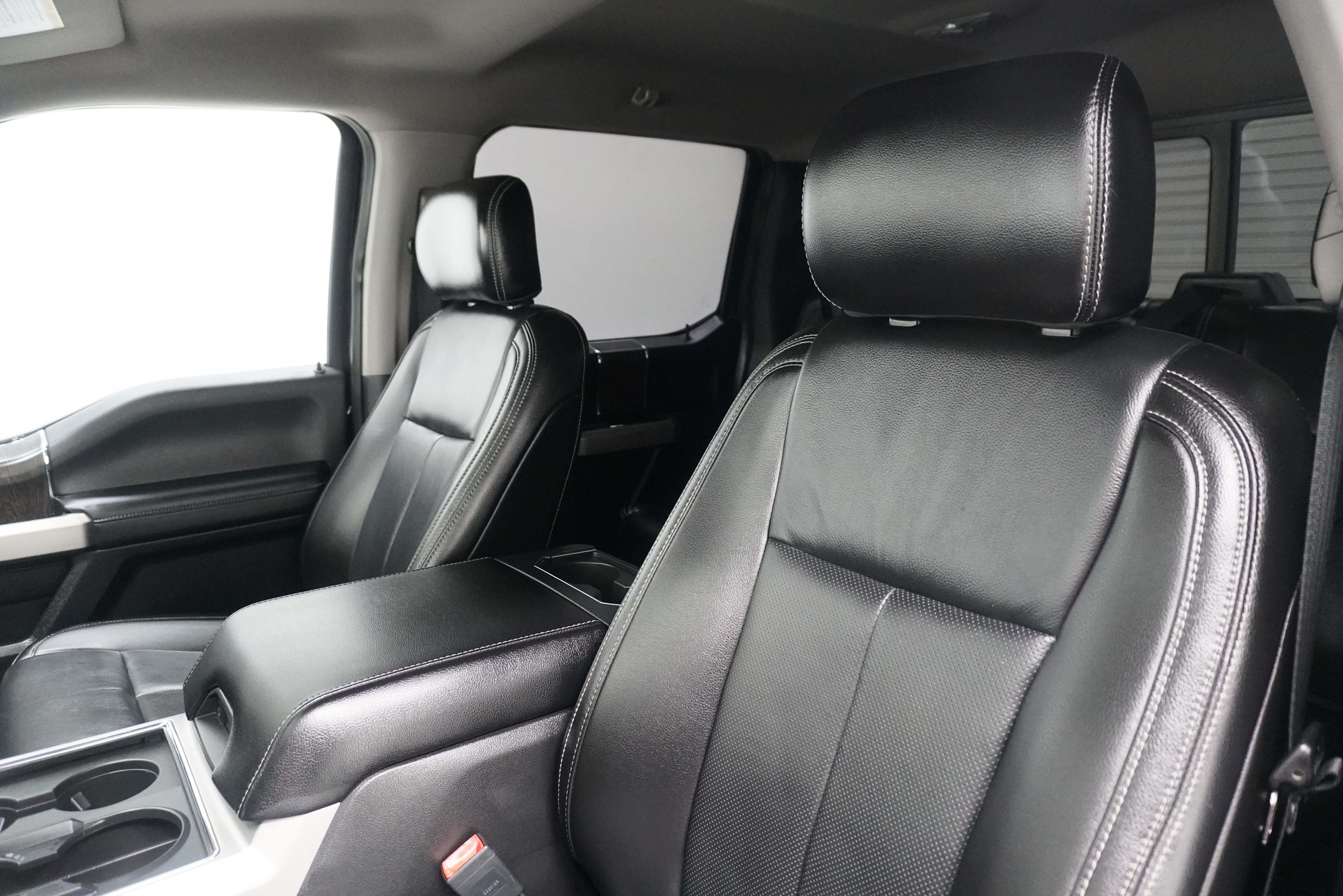 Used 2021 Ford F250 Lariat w/ Tremor Off-Road Package AWD/4WD image 11