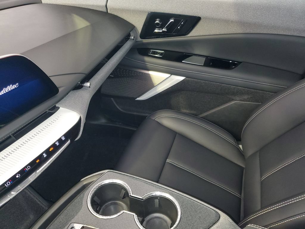 New 2026 Cadillac Optiq Sport 1 RWD image 20