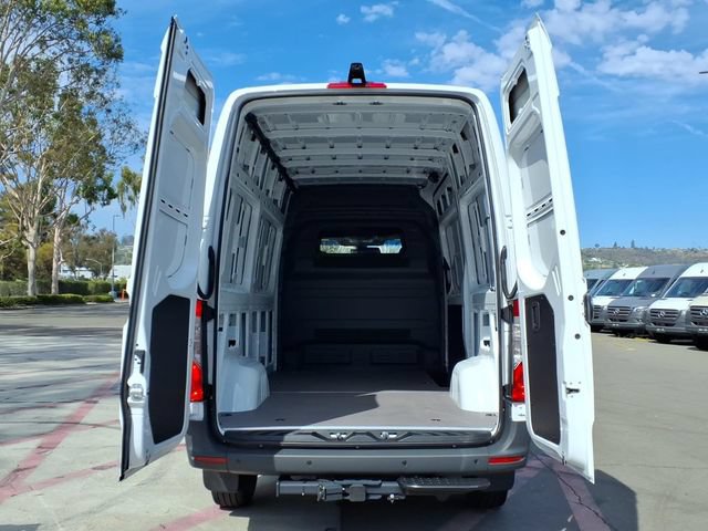 New 2026 Mercedes-Benz Sprinter 2500 image 21