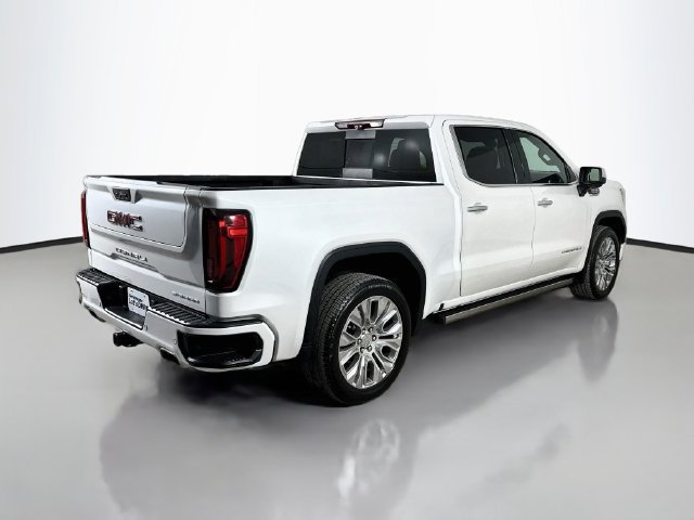 Used 2022 GMC Sierra 1500 Denali w/ Denali Reserve Package AWD/4WD image 14
