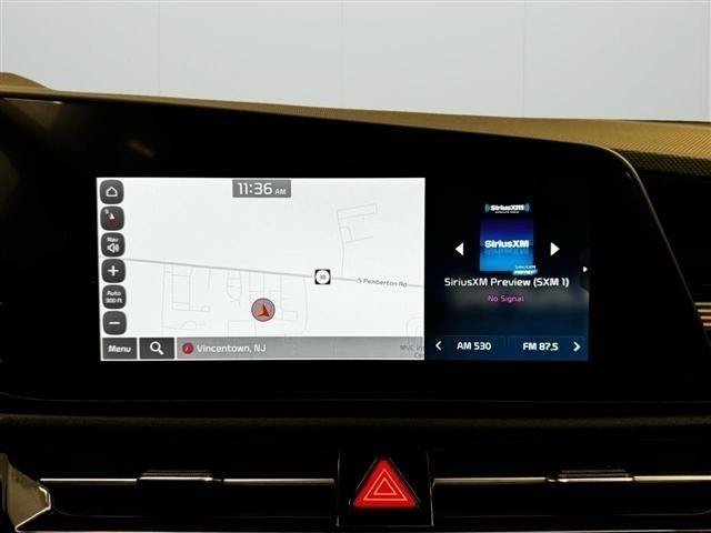 Used 2023 Kia Niro EX FWD image 27