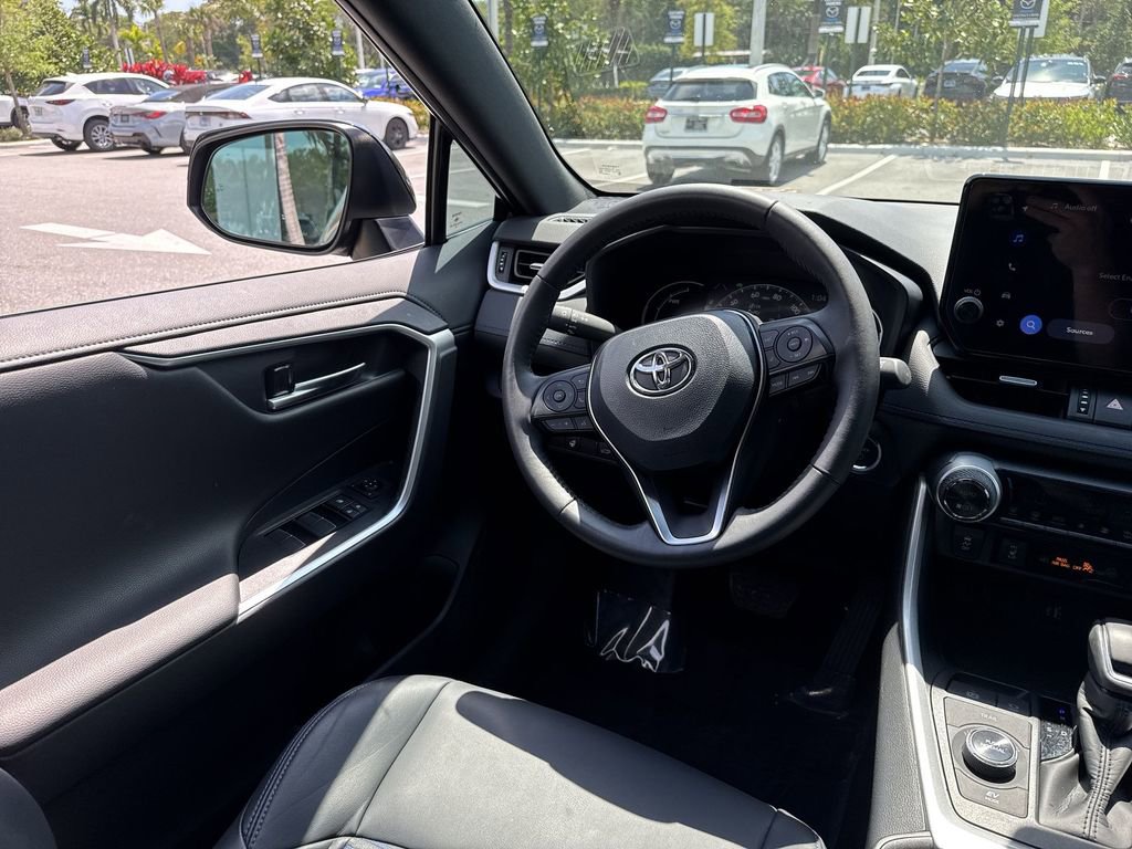 Used 2025 Toyota RAV4 XSE w/ Weather Package AWD/4WD image 21