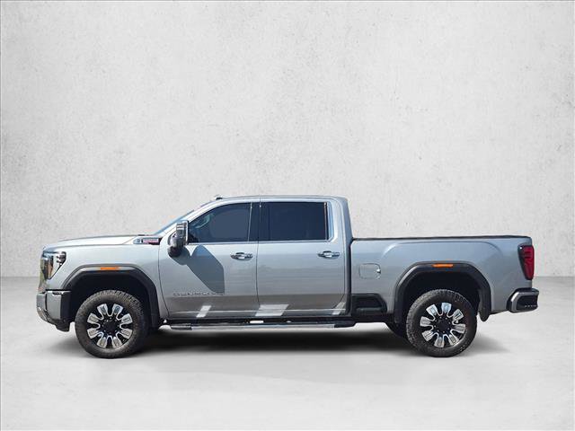 Used 2025 GMC Sierra 2500 Denali w/ Denali Reserve Package AWD/4WD image 8