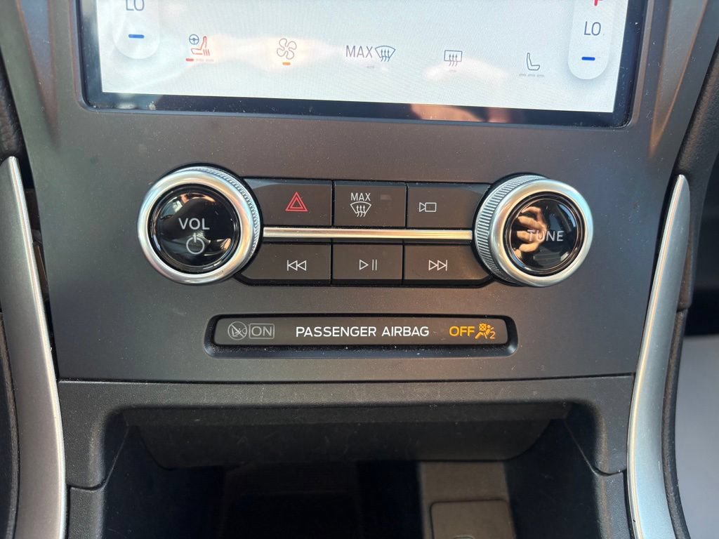 Used 2022 Ford Edge SEL w/ Sport Appearance Package AWD/4WD image 23