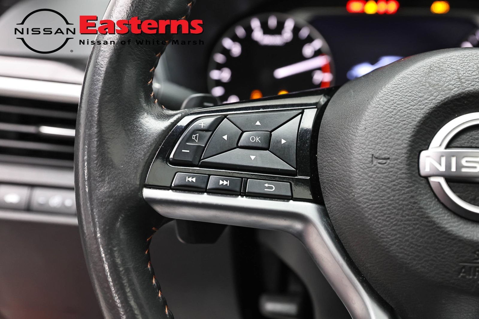 Used 2024 Nissan Altima 2.5 SR w/ SR Premium Package FWD image 15
