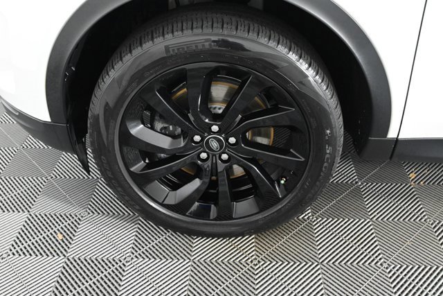 Used 2022 Land Rover Discovery Sport SE image 31