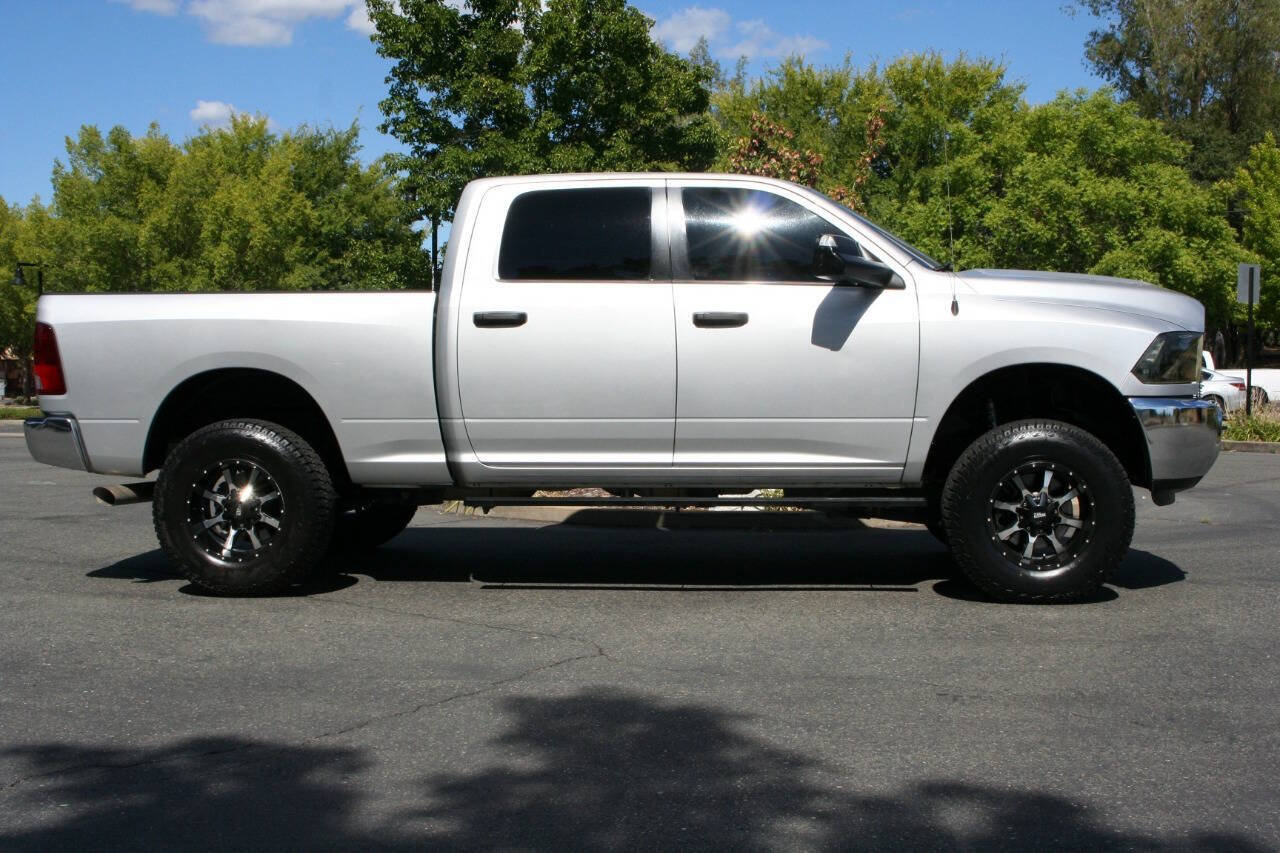 Used 2015 RAM 2500 Tradesman w/ Chrome Appearance Group AWD/4WD image 3