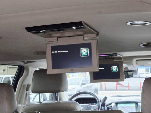 Used 2015 Chevrolet Suburban LT RWD image 15