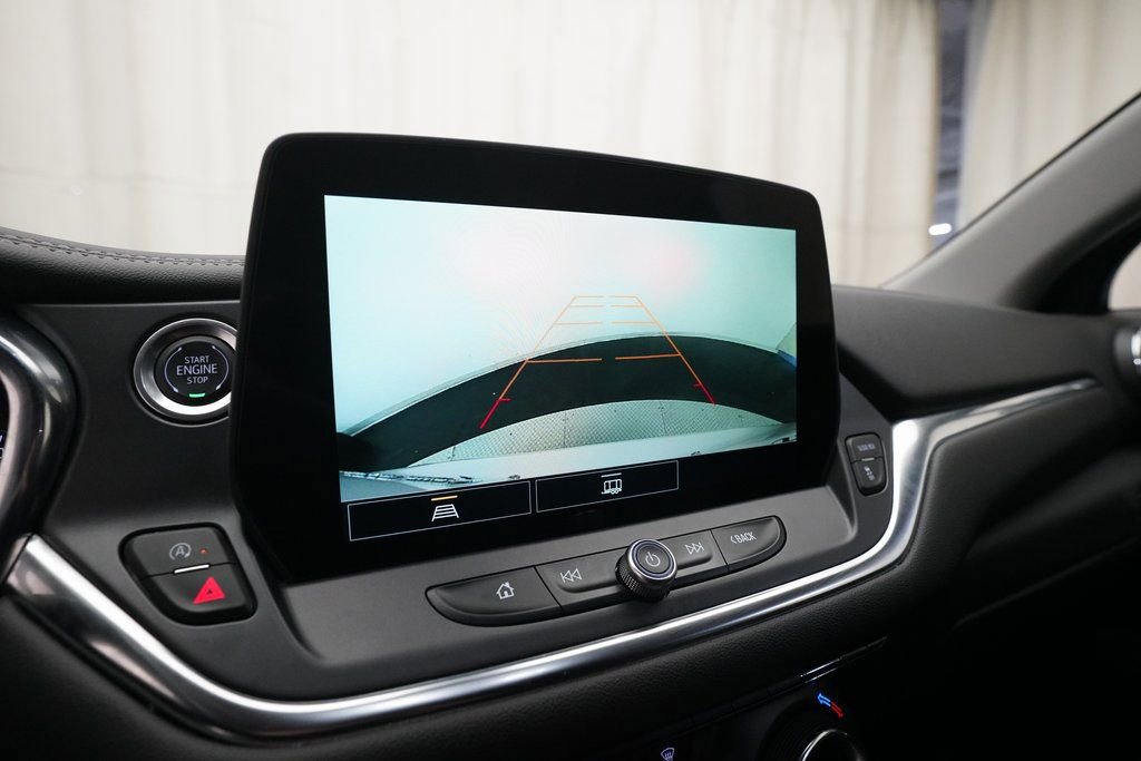 Used 2025 Chevrolet Blazer LT image 19