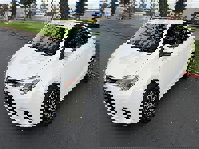 Used 2016 Toyota Corolla L FWD image 6