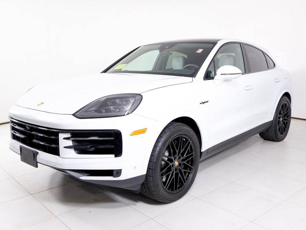 Certified 2025 Porsche Cayenne E-Hybrid Coupe AWD/4WD image 1