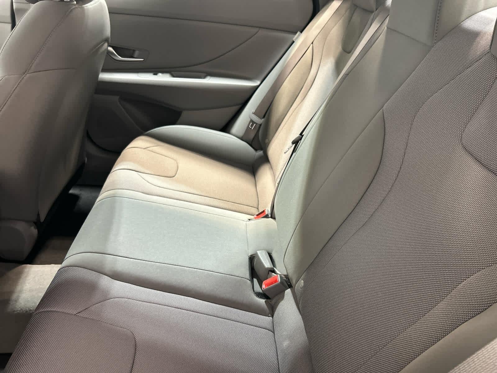 New 2026 Hyundai Elantra SE FWD image 5