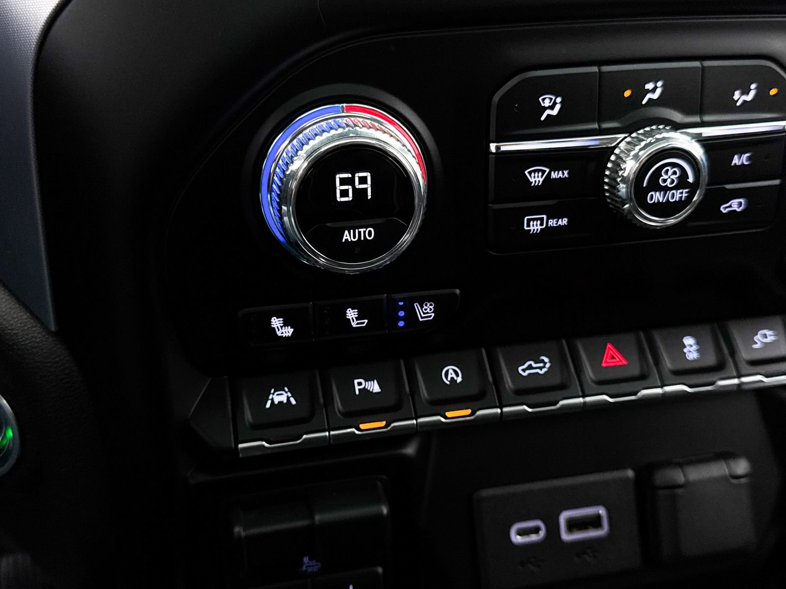 Used 2019 GMC Sierra 1500 SLT w/ SLT Premium Plus Package image 27