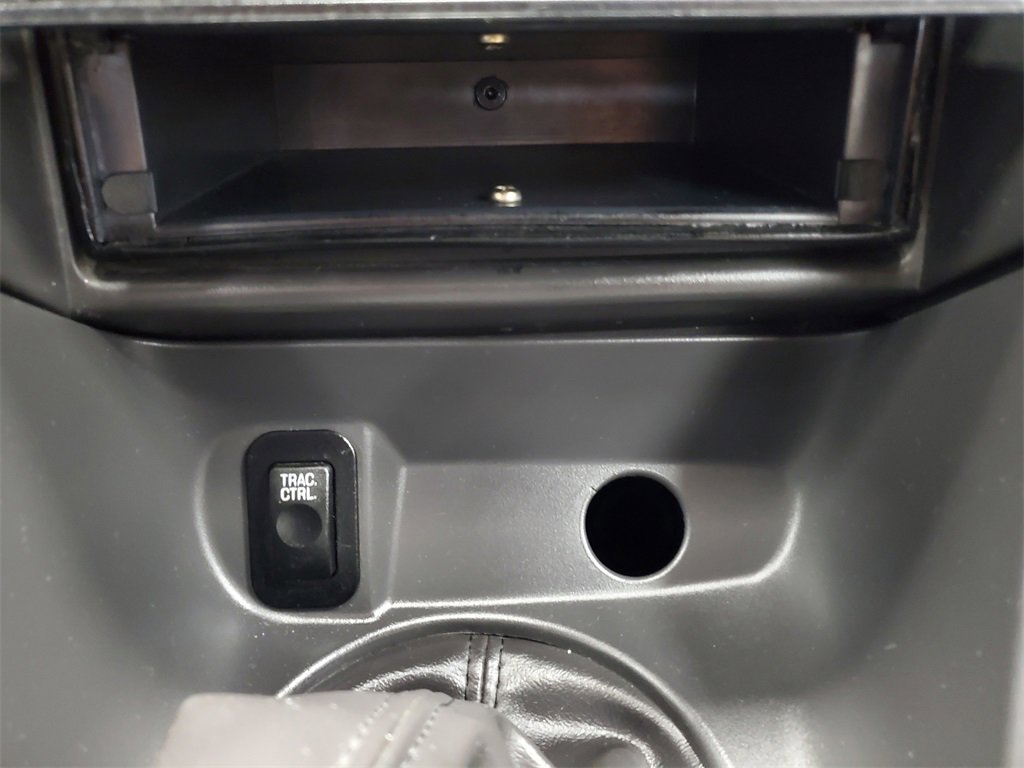 Used 2000 Ford Mustang Convertible image 16