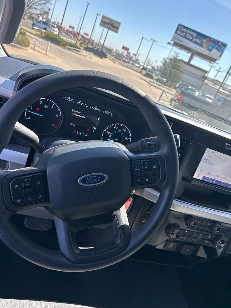 Used 2025 Ford F250 XL w/ STX Appearance Package image 9