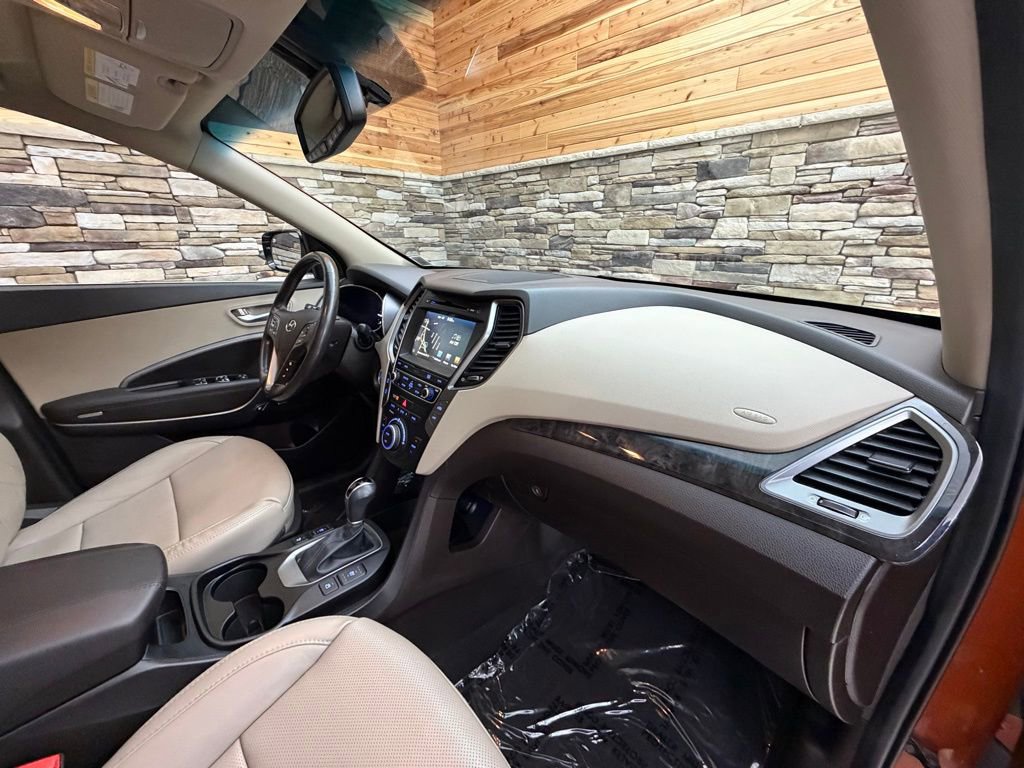 Used 2017 Hyundai Santa Fe Sport image 13