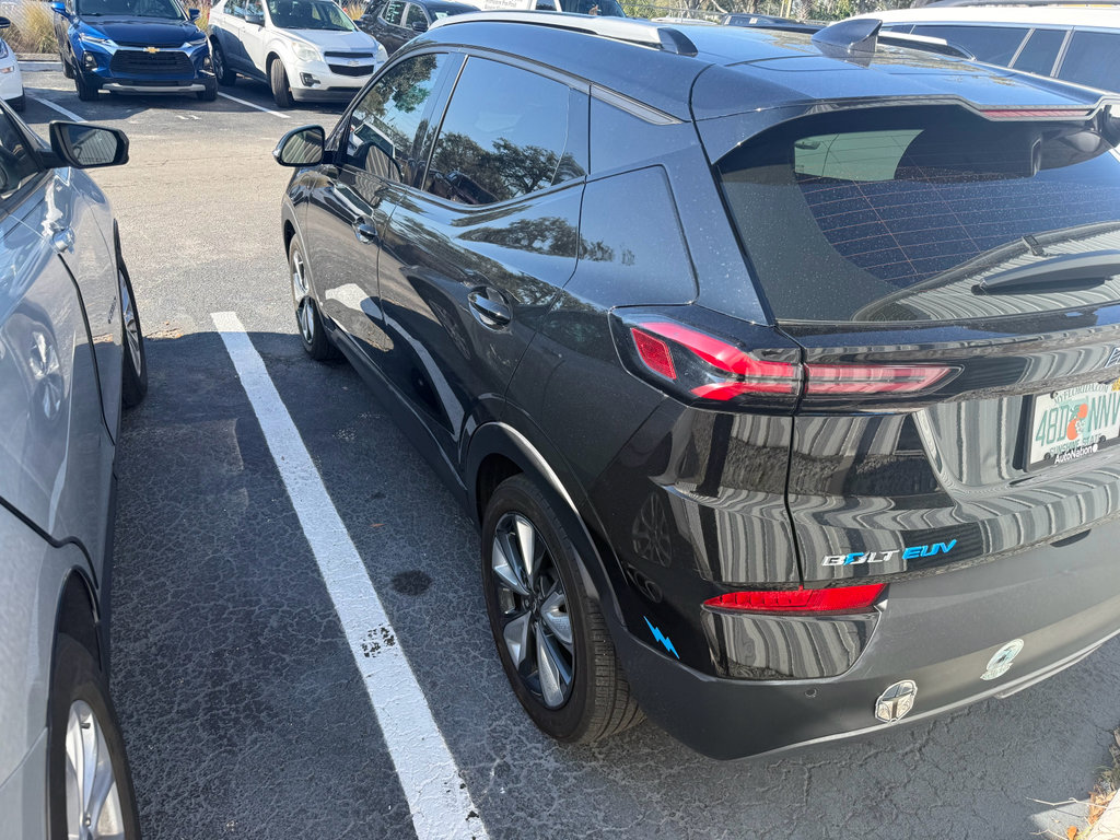 Used 2023 Chevrolet Bolt EUV LT w/ Convenience Package image 15