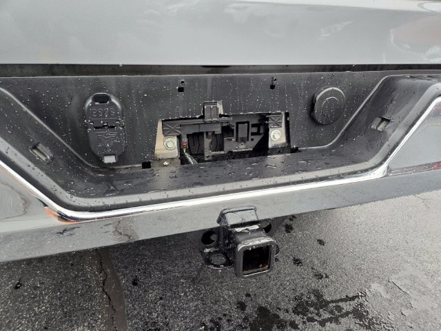 Used 2025 GMC Sierra 1500 SLT AWD/4WD image 16