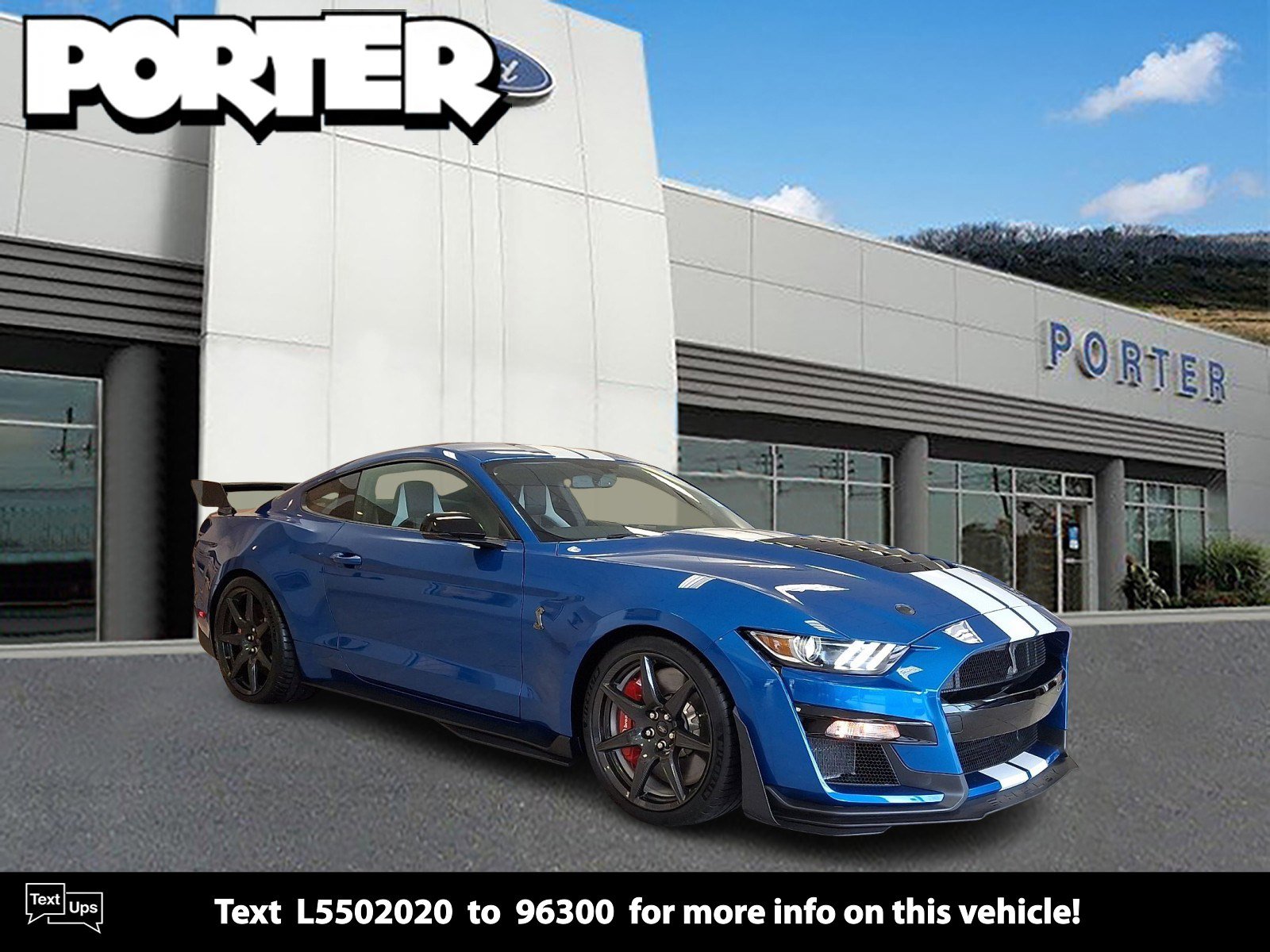 Used 2020 Ford Mustang Shelby GT500 w/ Carbon Fiber Track Pack RWD image 1