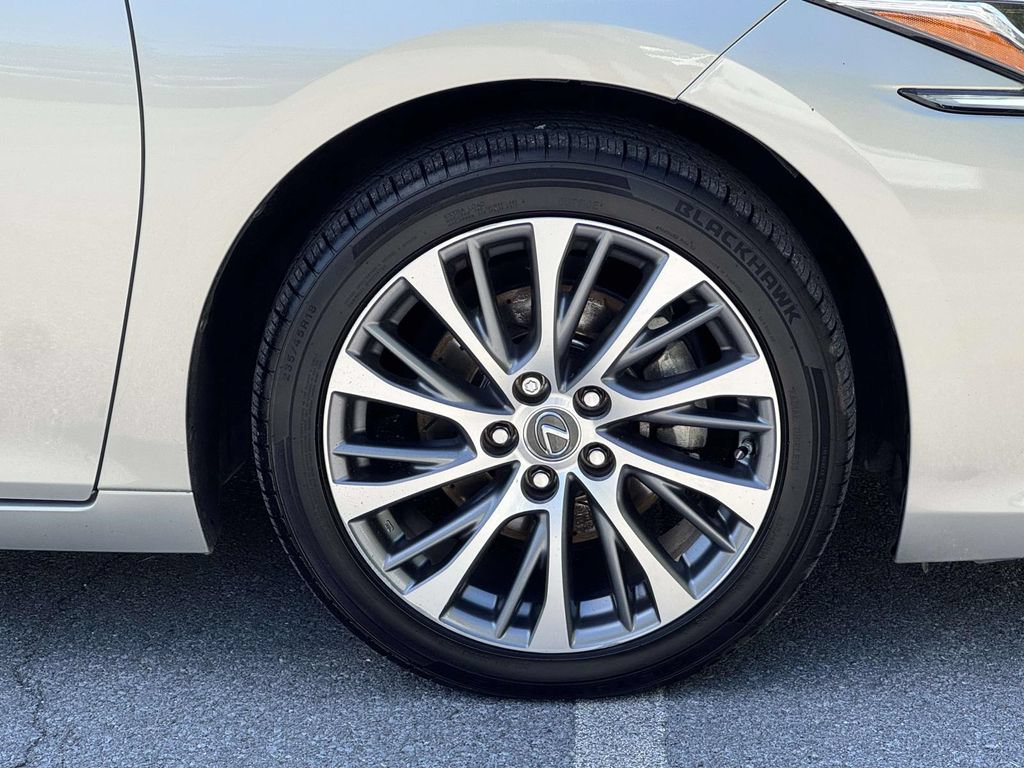 Used 2020 Lexus ES 350 w/ Premium Package FWD image 12