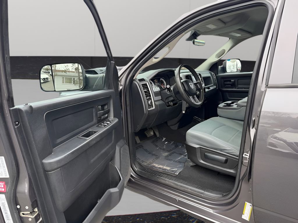 Used 2015 RAM 1500 Tradesman image 15