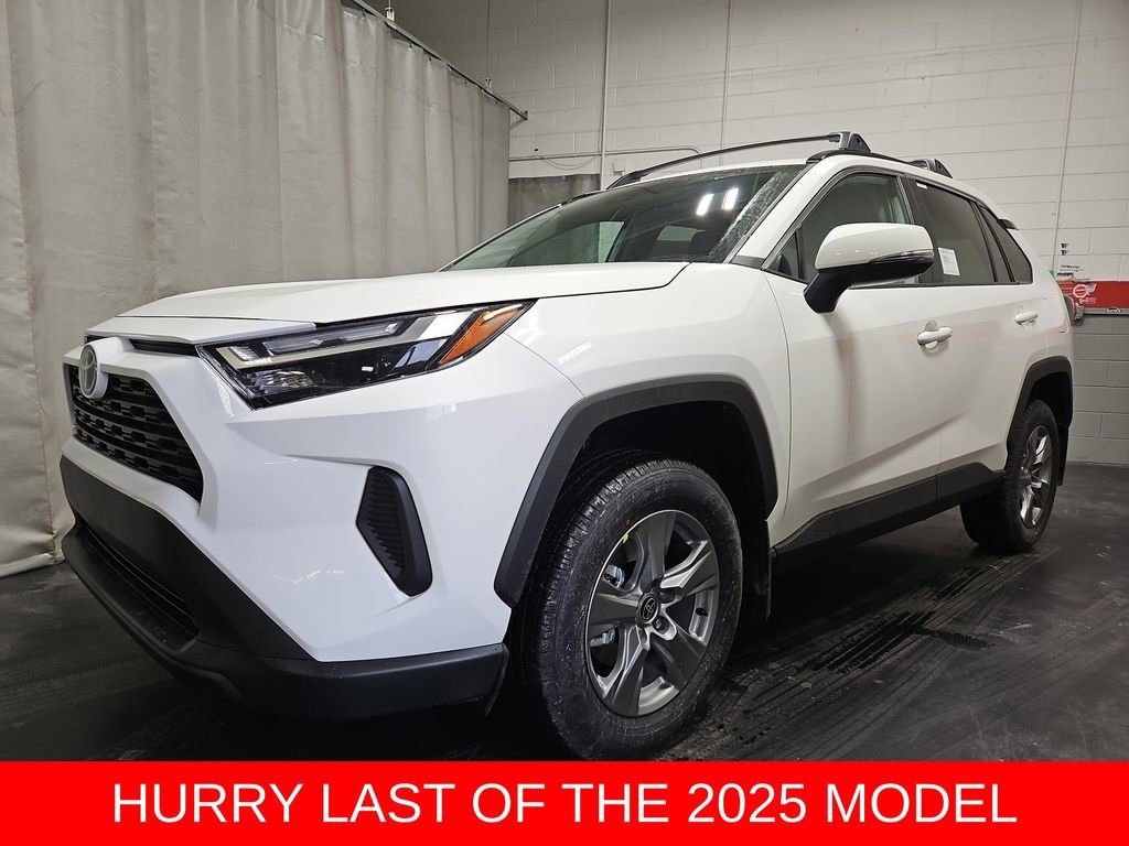 New 2025 Toyota RAV4 XLE image 4