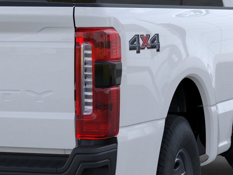 New 2026 Ford F350 XL w/ 360-Degree Camera Package image 21