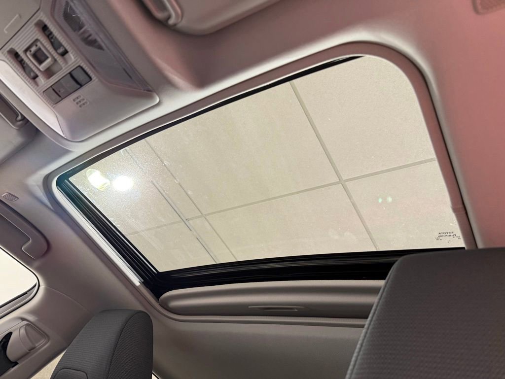 New 2025 Toyota RAV4 XLE image 18