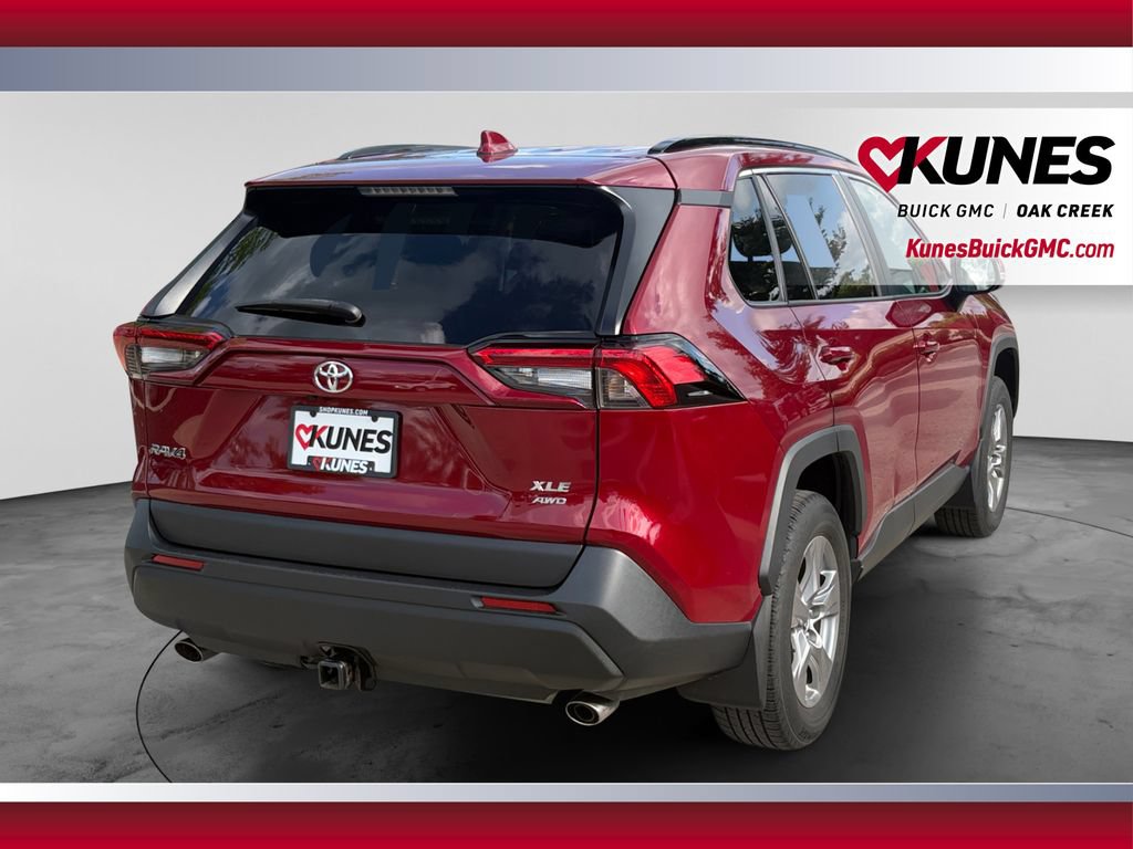 Used 2022 Toyota RAV4 XLE w/ Convenience Package AWD/4WD image 10