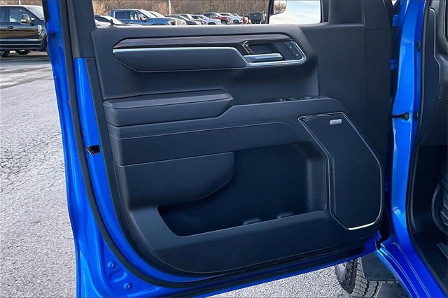 Used 2025 Chevrolet Silverado 1500 LT Trail Boss w/ Convenience Package II image 21