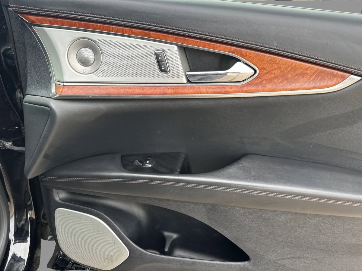 Used 2019 Lincoln Nautilus Black Label AWD/4WD image 23