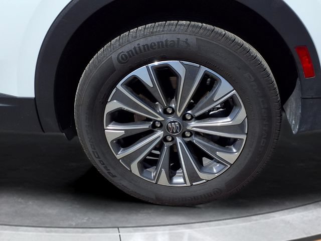 Certified 2025 Buick Envision Preferred AWD/4WD image 17