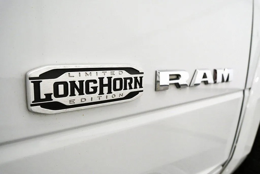 Used 2022 RAM 3500 Limited AWD/4WD image 8