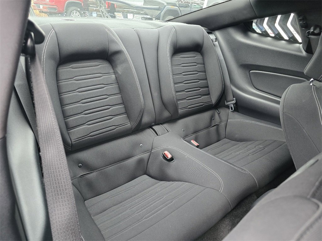 Used 2017 Ford Mustang GT w/ GT Performance Package image 27