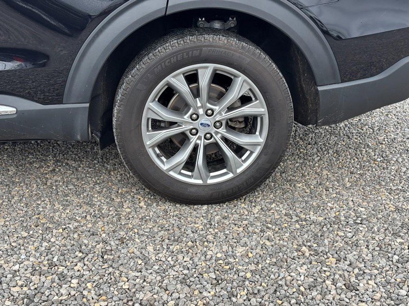 Used 2023 Ford Explorer Limited w/ Limited Technology Package image 11