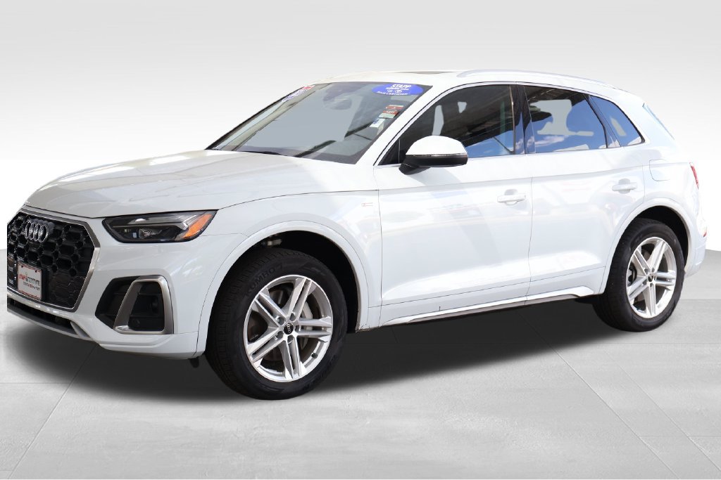 Used 2021 Audi Q5 e Premium Plus w/ Premium Plus Package AWD/4WD image 11