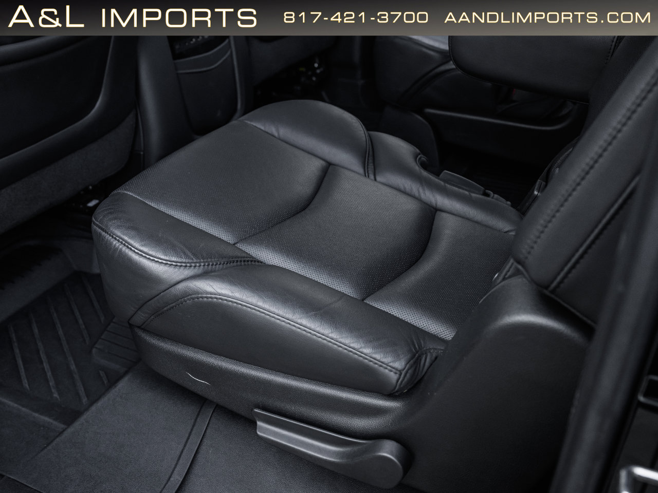 Used 2019 Cadillac Escalade ESV Premium Luxury image 53