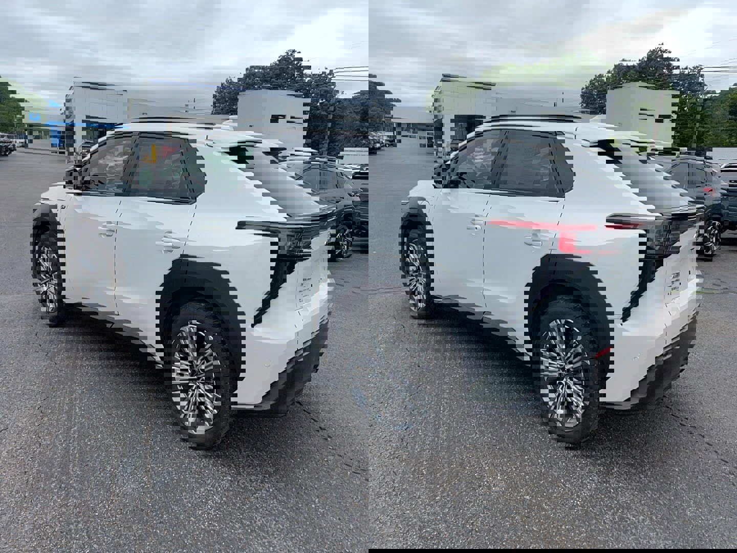 Used 2023 Subaru Solterra AWD image 7