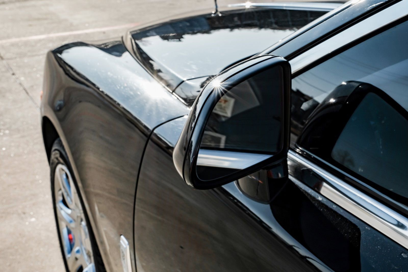 Used 2015 Rolls-Royce Ghost image 54