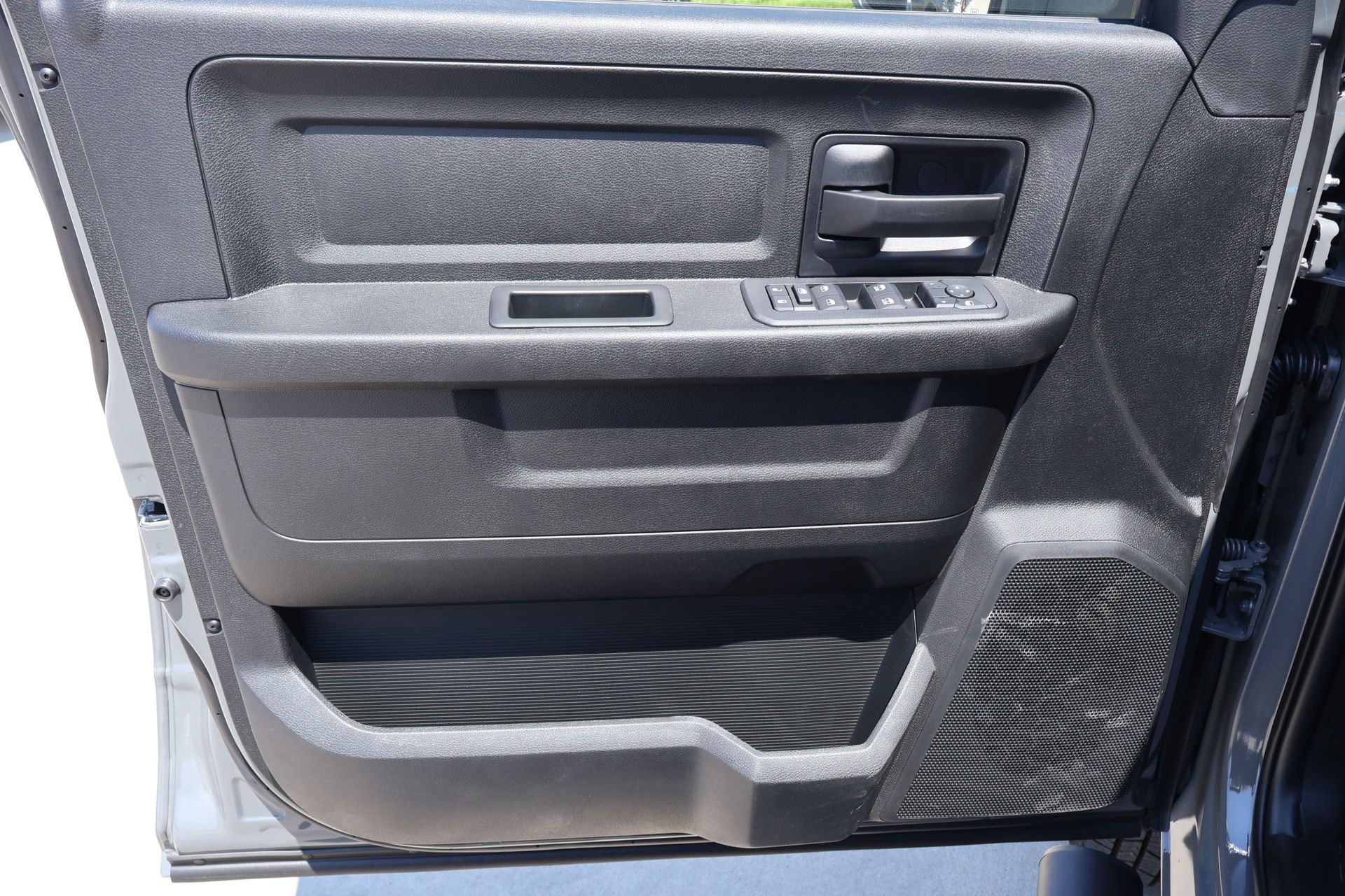 New 2026 RAM 3500 Tradesman AWD/4WD image 15