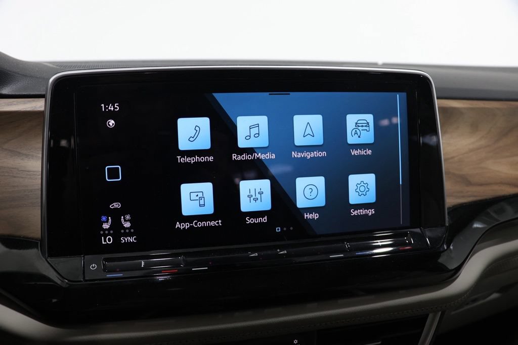 Used 2025 Volkswagen Atlas SE FWD image 23