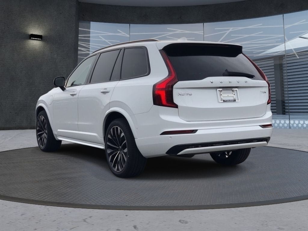 New 2026 Volvo XC90 T8 Ultra w/ Protection Package Premier AWD/4WD image 3