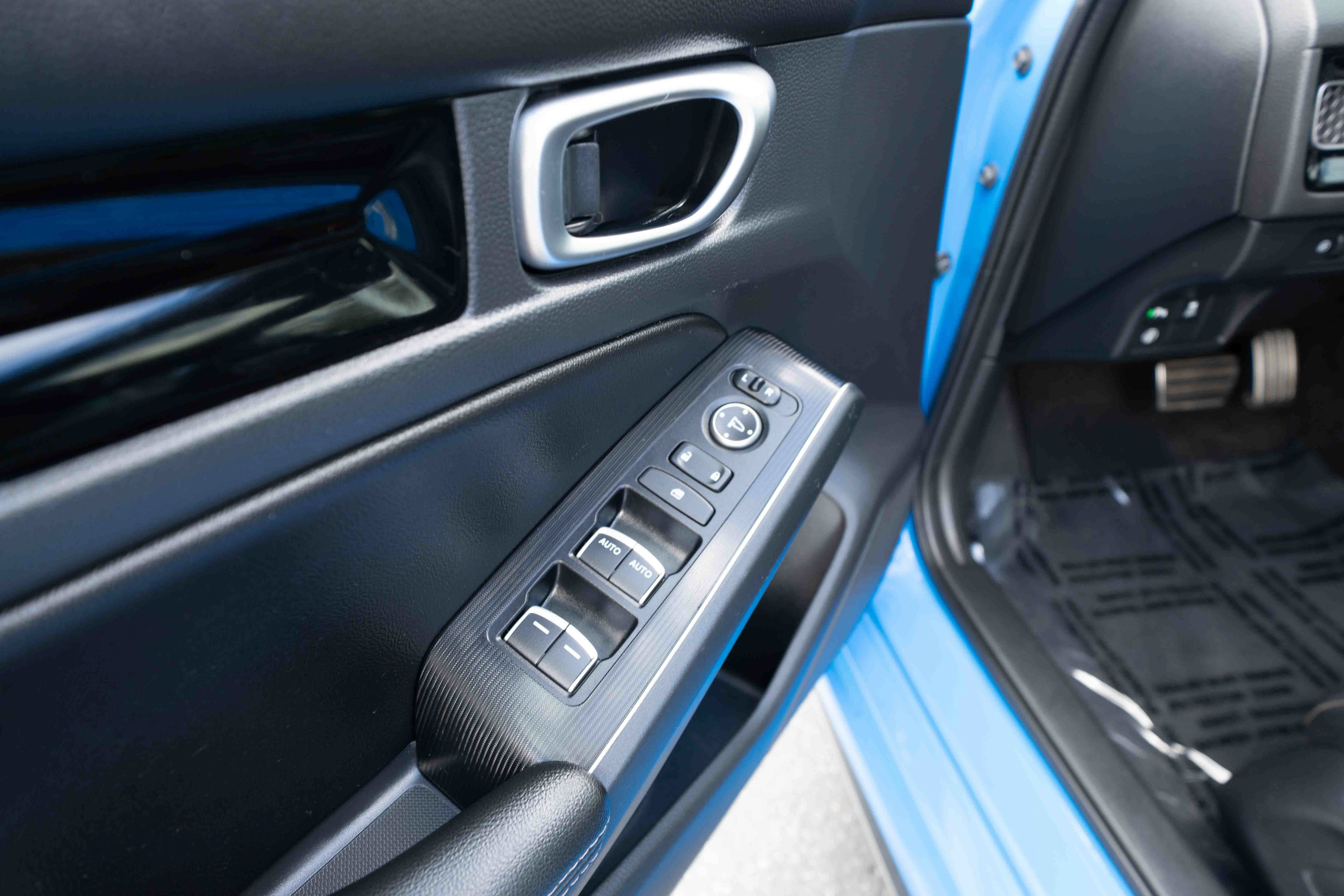 Used 2022 Honda Civic Sport Touring image 7