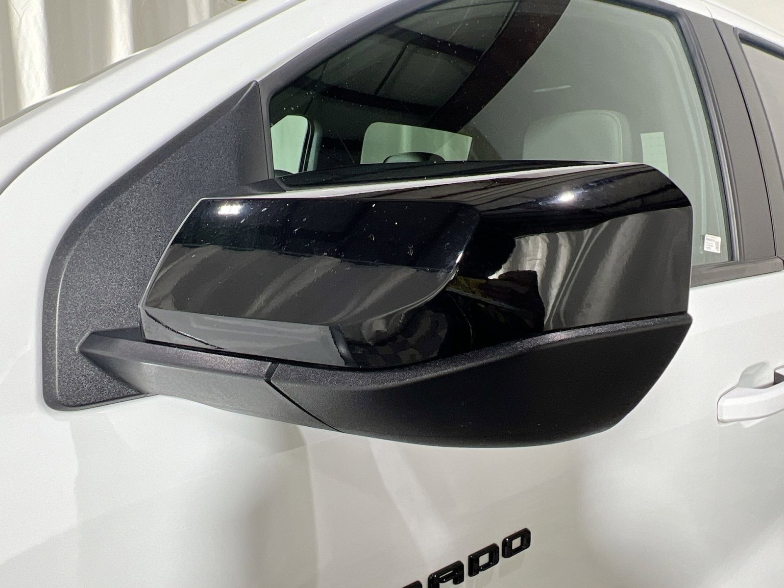 Used 2024 Chevrolet Colorado ZR2 image 14